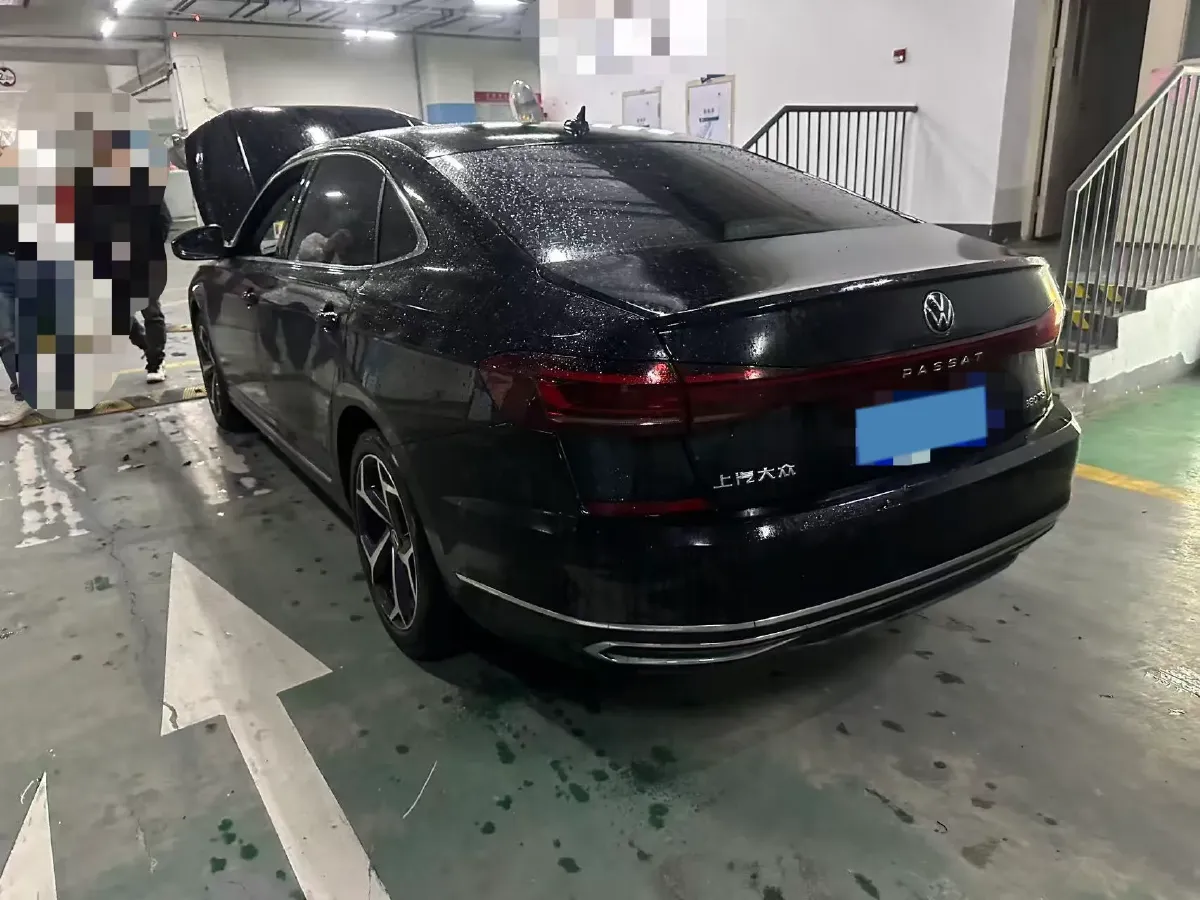 2024 Volkswagen Passat 2.0T 220HP L4 7DCT,autocango,china used car exporter,china ev exporter,chinese used car exporter,chinese used ev exporter