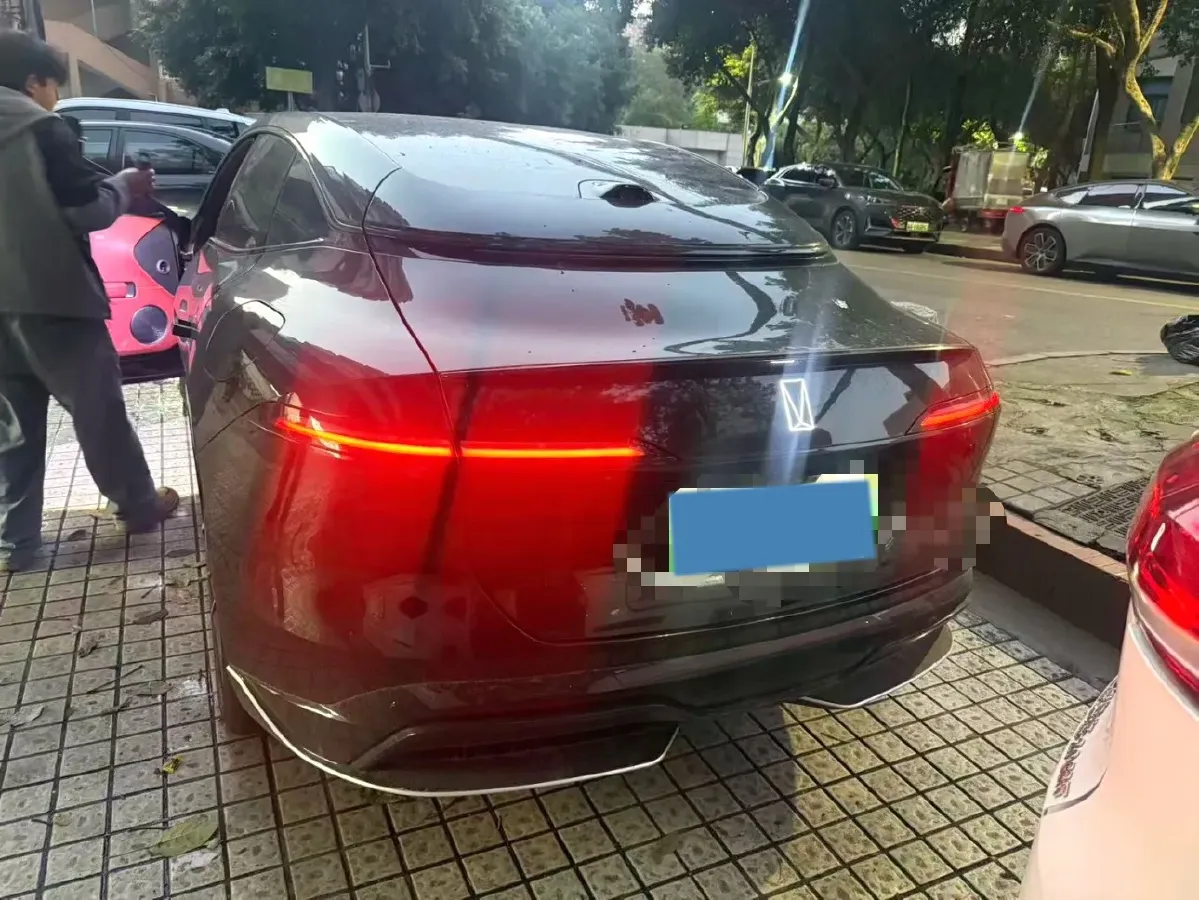 2025 Avatr 06 REEV 156HP REEV,autocango,china used car exporter,china ev exporter,chinese used car exporter,chinese used ev exporter