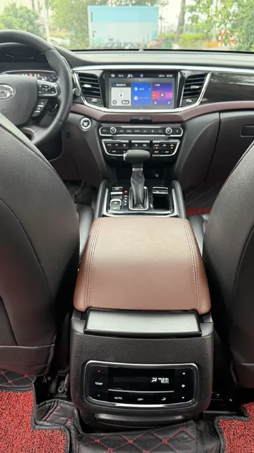 2017 GAC Trumpchi GS8 2.0T 201HP L4 6AT,autocango,china used car exporter,china ev exporter,chinese used car exporter,chinese used ev exporter