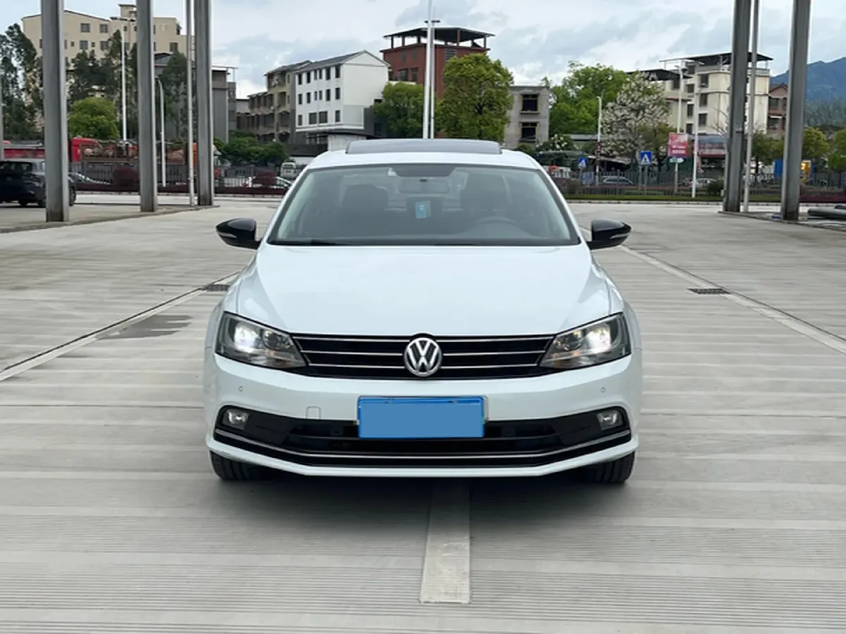 2017 Volkswagen Sagitar 1.4T 150HP L4 7DCT,autocango,china used car exporter,china ev exporter,chinese used car exporter,chinese used ev exporter