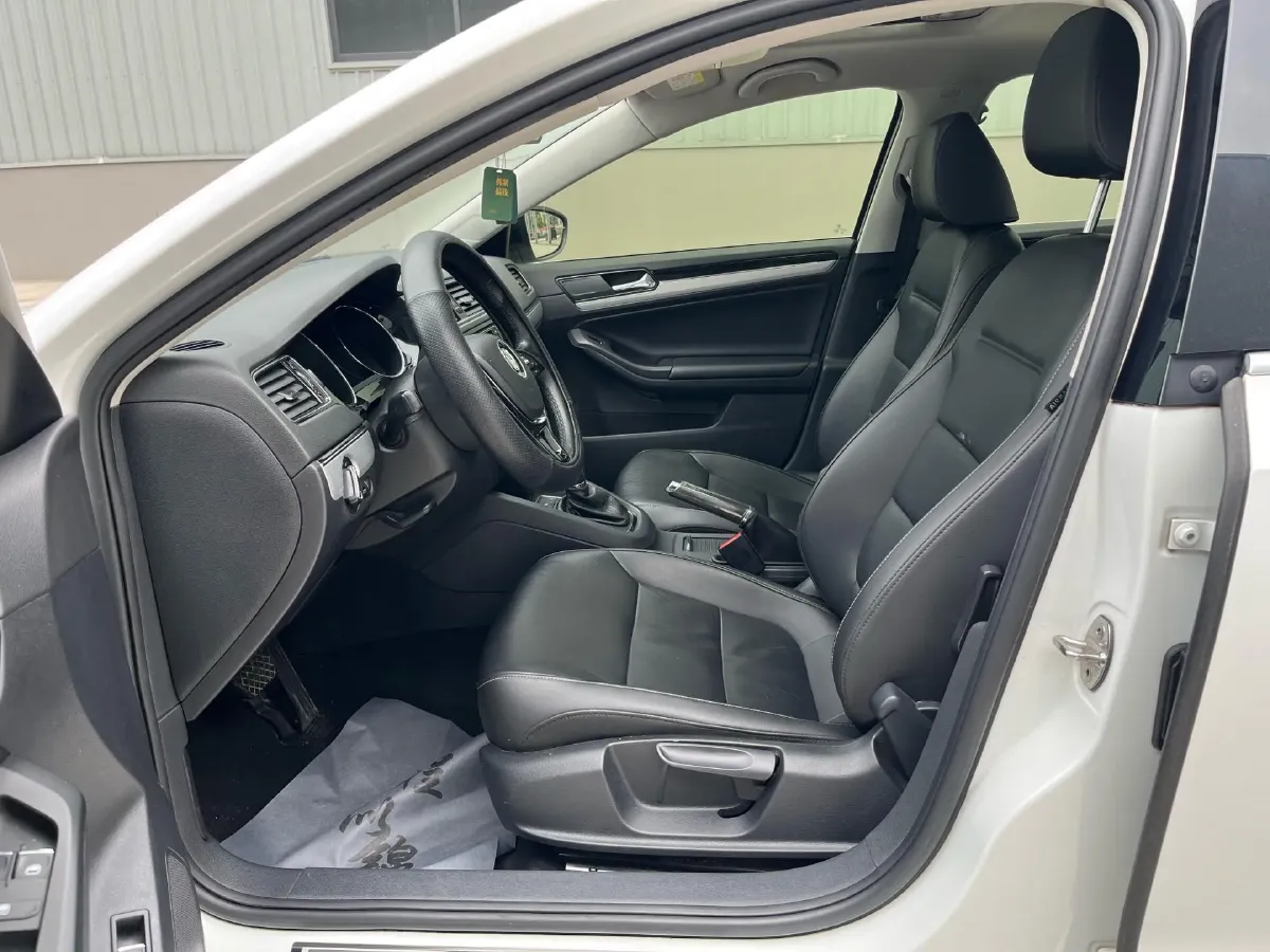 2017 Volkswagen Sagitar 1.4T 150HP L4 7DCT,autocango,china used car exporter,china ev exporter,chinese used car exporter,chinese used ev exporter