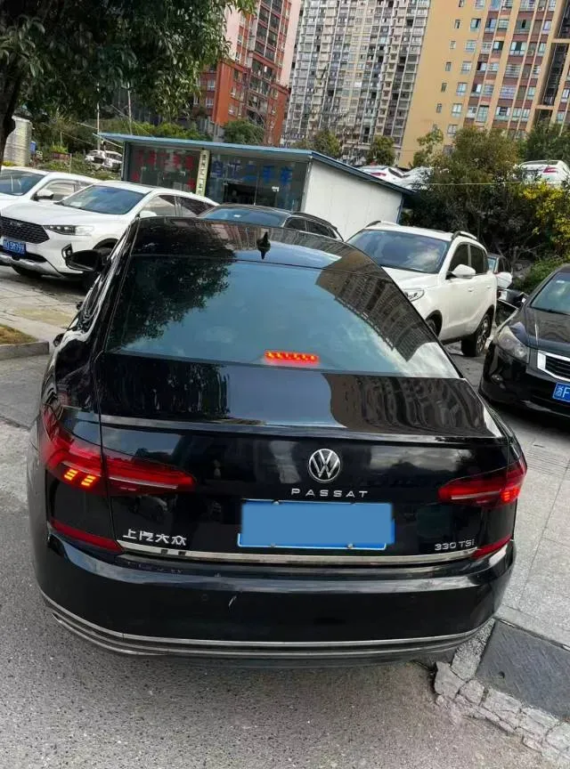 2020 Volkswagen Passat 2.0T 186HP L4 7DCT,autocango,china used car exporter,china ev exporter,chinese used car exporter,chinese used ev exporter