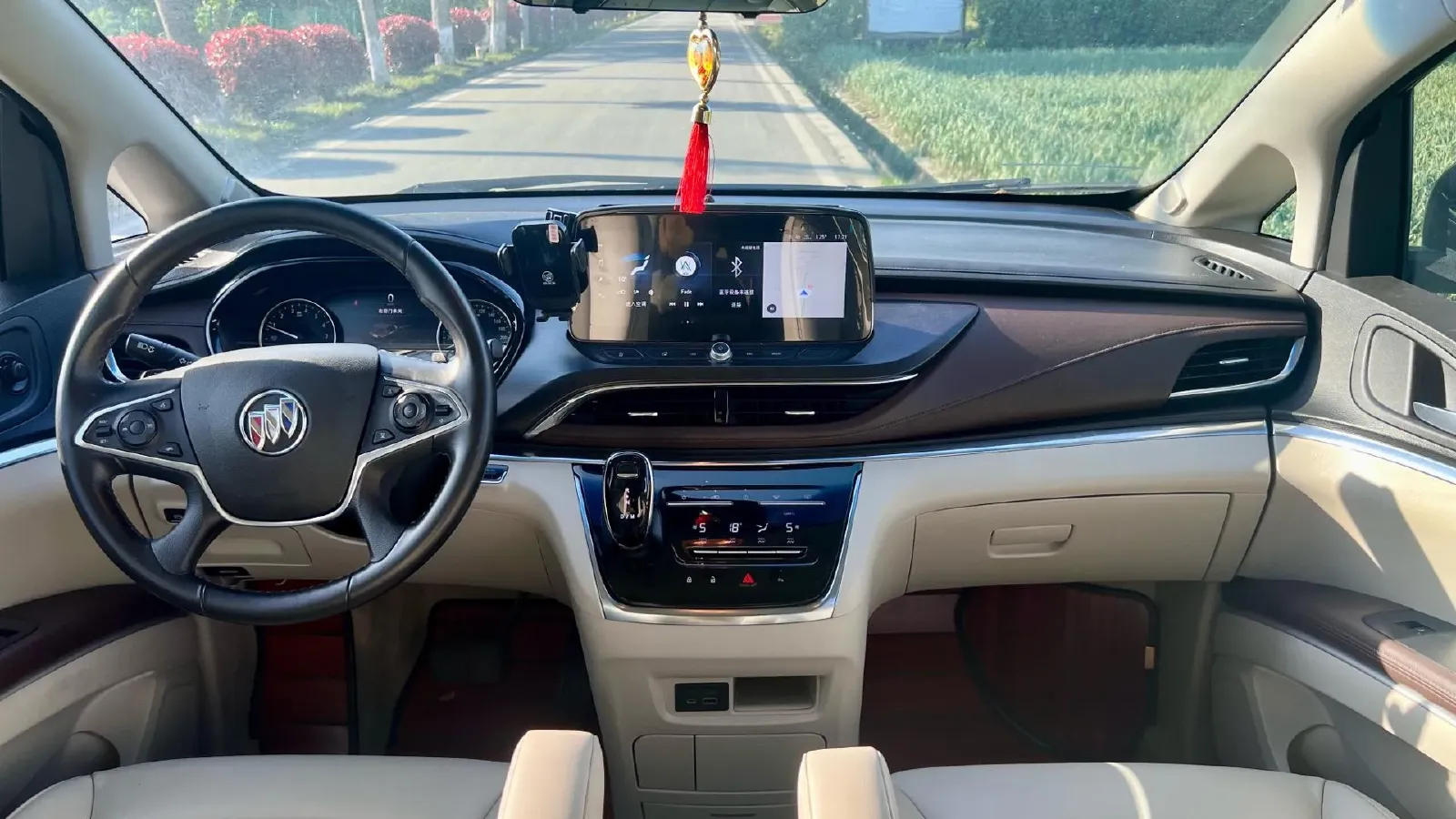 2021 Buick GL8 2.0T 237HP L4 9AT,autocango,china used car exporter,china ev exporter,chinese used car exporter,chinese used ev exporter