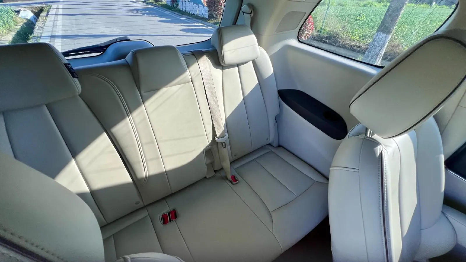 2021 Buick GL8 2.0T 237HP L4 9AT,autocango,china used car exporter,china ev exporter,chinese used car exporter,chinese used ev exporter