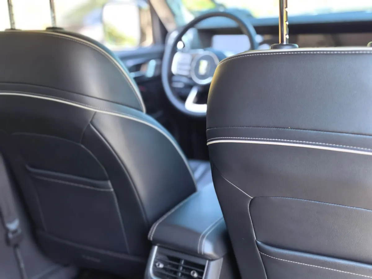 2023 Tank 300 2.0T 227HP L4 8AT,autocango,china used car exporter,china ev exporter,chinese used car exporter,chinese used ev exporter