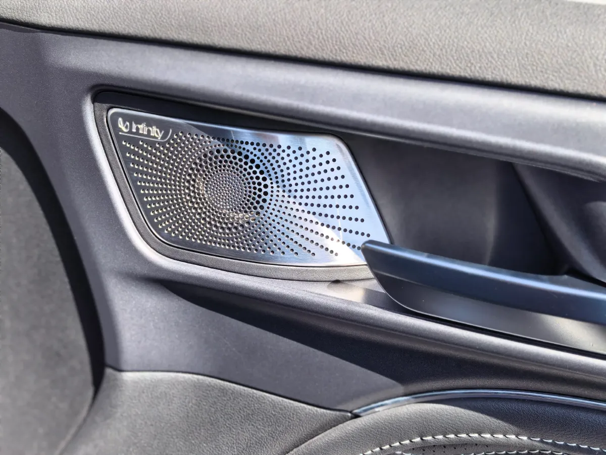 2023 Tank 300 2.0T 227HP L4 8AT,autocango,china used car exporter,china ev exporter,chinese used car exporter,chinese used ev exporter