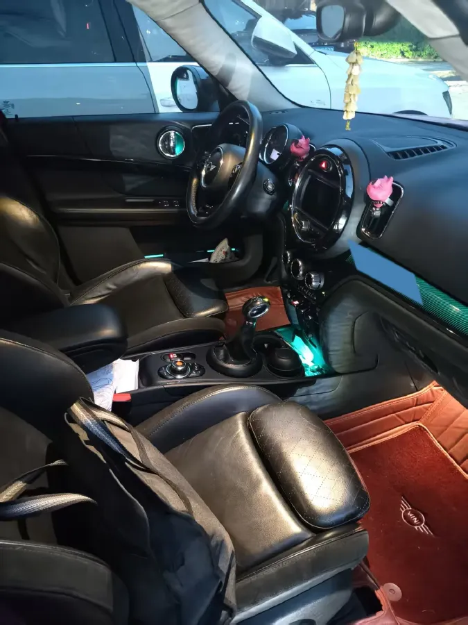 2017 Mercedes-Benz GLC Class 2.0T 184HP L4 9AT,autocango,china used car exporter,china ev exporter,chinese used car exporter,chinese used ev exporter