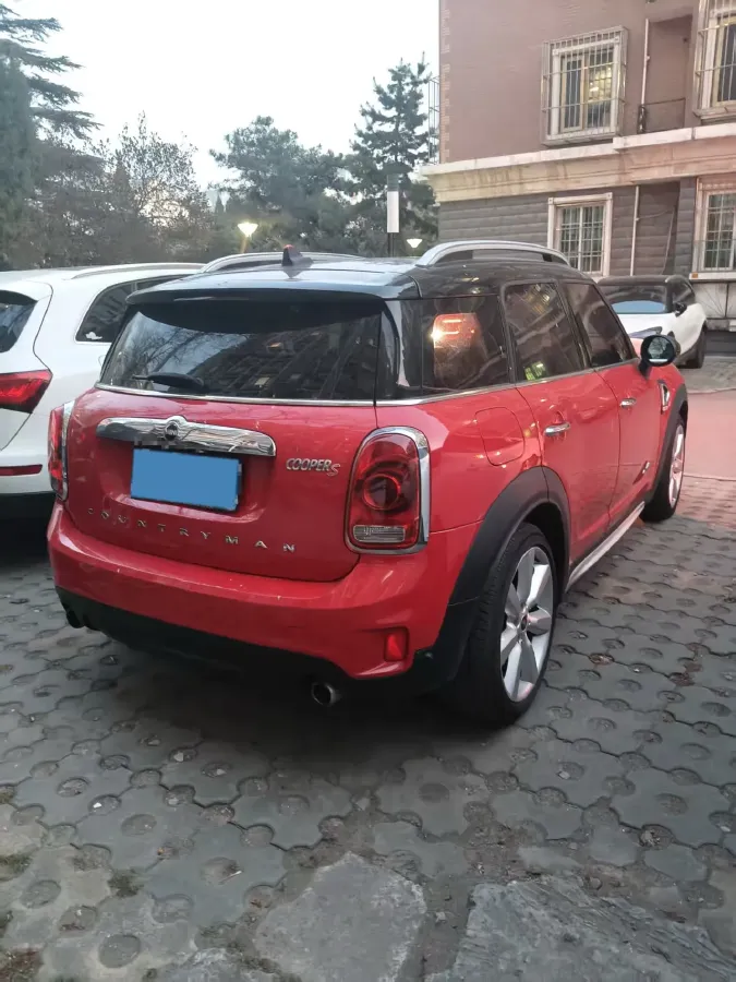 2017 Mercedes-Benz GLC Class 2.0T 184HP L4 9AT,autocango,china used car exporter,china ev exporter,chinese used car exporter,chinese used ev exporter