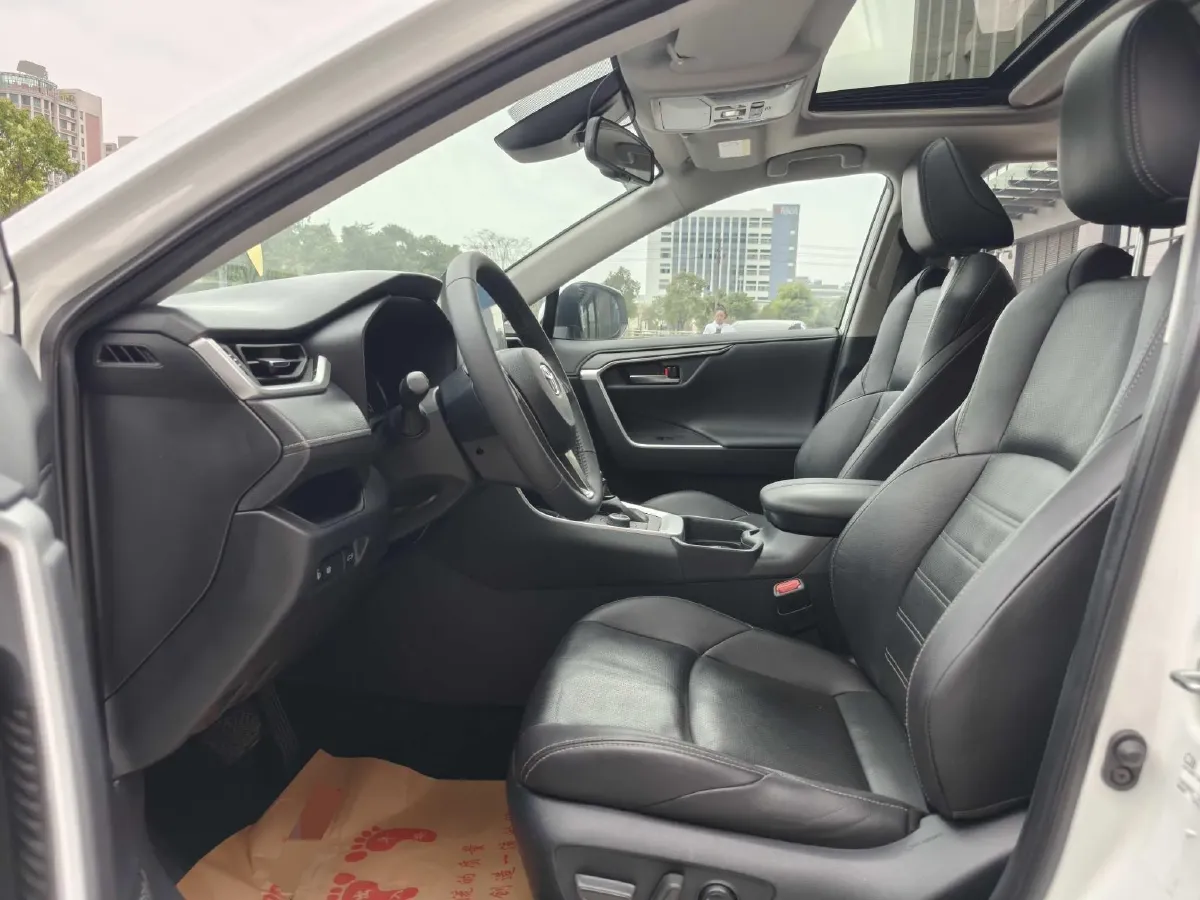 2020 Toyota Wildlander 2.0L 171HP L4 CVT,autocango,china used car exporter,china ev exporter,chinese used car exporter,chinese used ev exporter