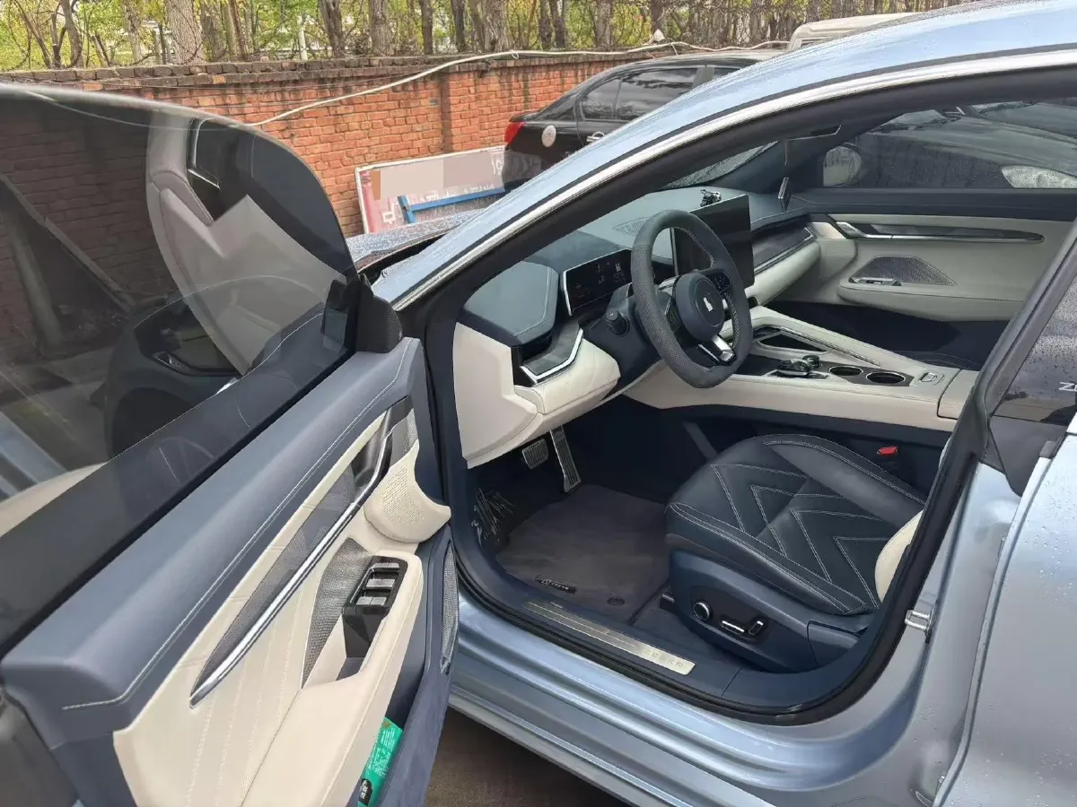 2022 Zeekr 001 BEV 100KWH,autocango,china used car exporter,china ev exporter,chinese used car exporter,chinese used ev exporter