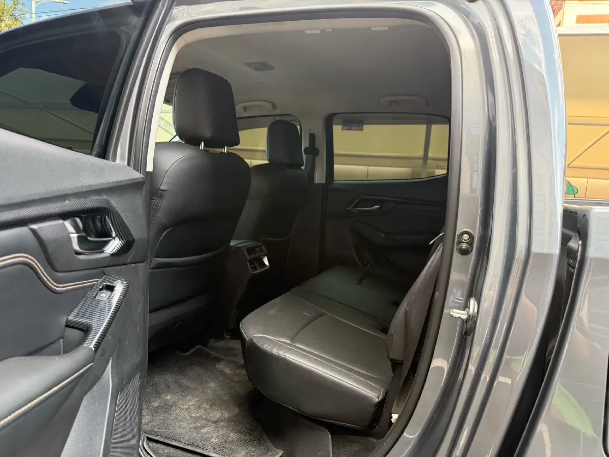 2021 Isuzu D-MAX 1.9T 163HP L4 6MT,autocango,china used car exporter,china ev exporter,chinese used car exporter,chinese used ev exporter