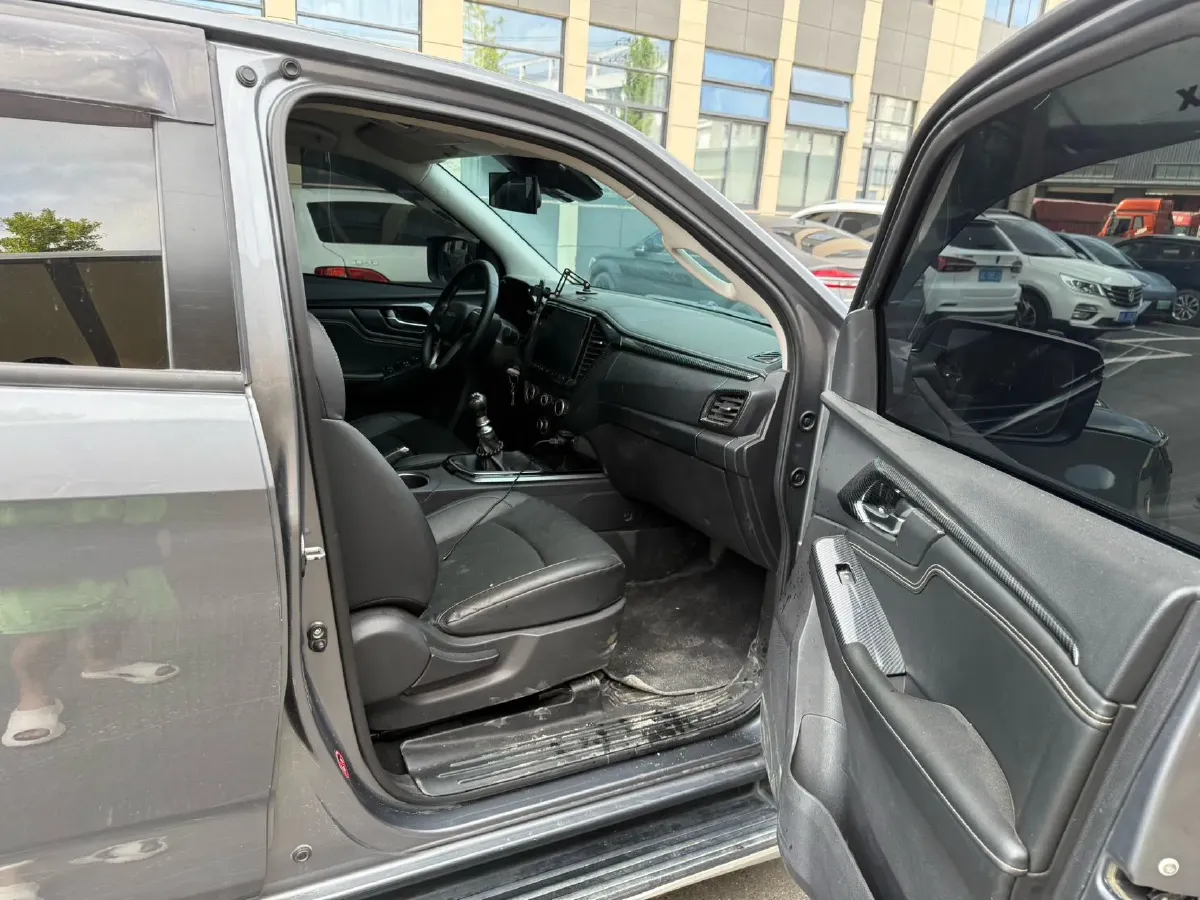 2021 Isuzu D-MAX 1.9T 163HP L4 6MT,autocango,china used car exporter,china ev exporter,chinese used car exporter,chinese used ev exporter