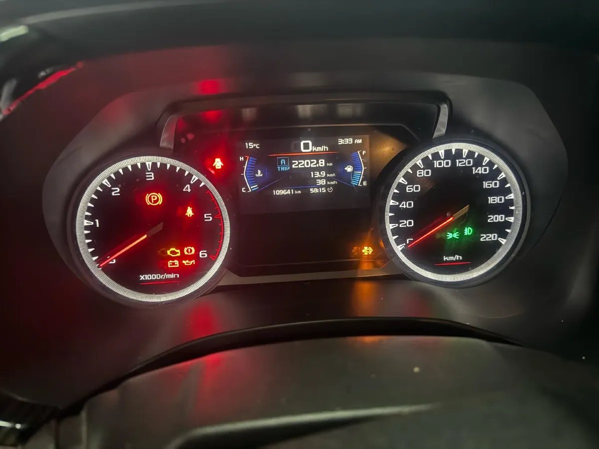 2021 Isuzu D-MAX 1.9T 163HP L4 6MT,autocango,china used car exporter,china ev exporter,chinese used car exporter,chinese used ev exporter