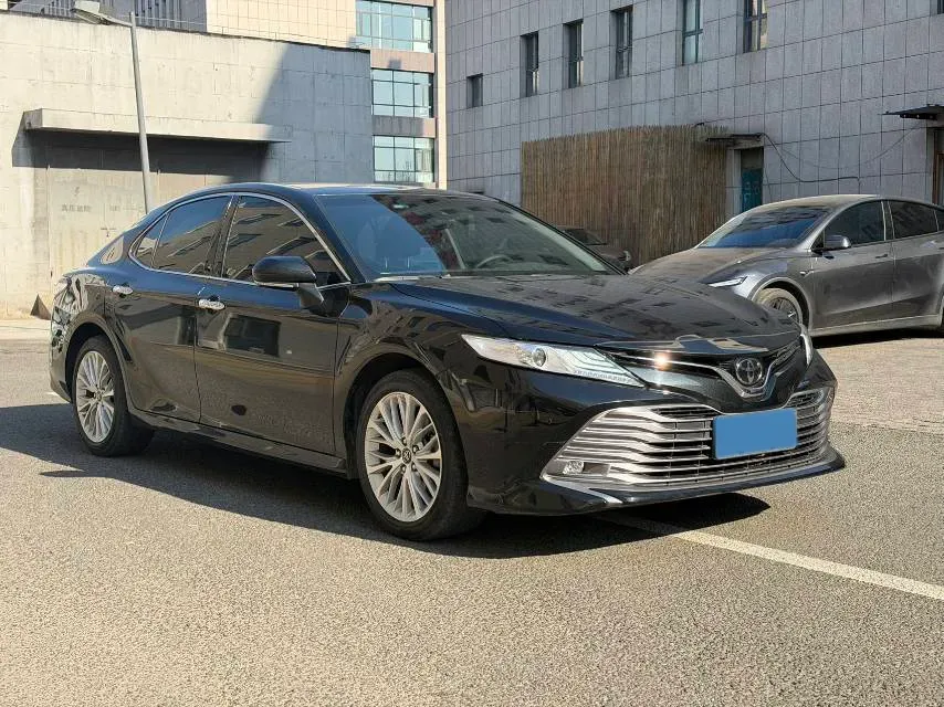 2019 Toyota Camry 2.5L 209HP L4 8AT,autocango,china used car exporter,china ev exporter,chinese used car exporter,chinese used ev exporter