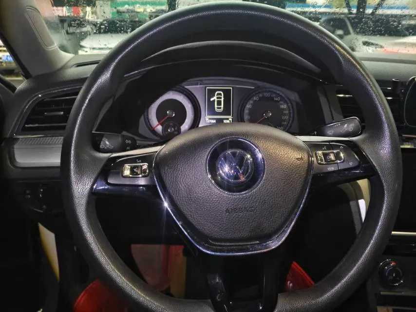 2019 Volkswagen T-Cross 1.4T 150HP L4 7DCT,autocango,china used car exporter,china ev exporter,chinese used car exporter,chinese used ev exporter