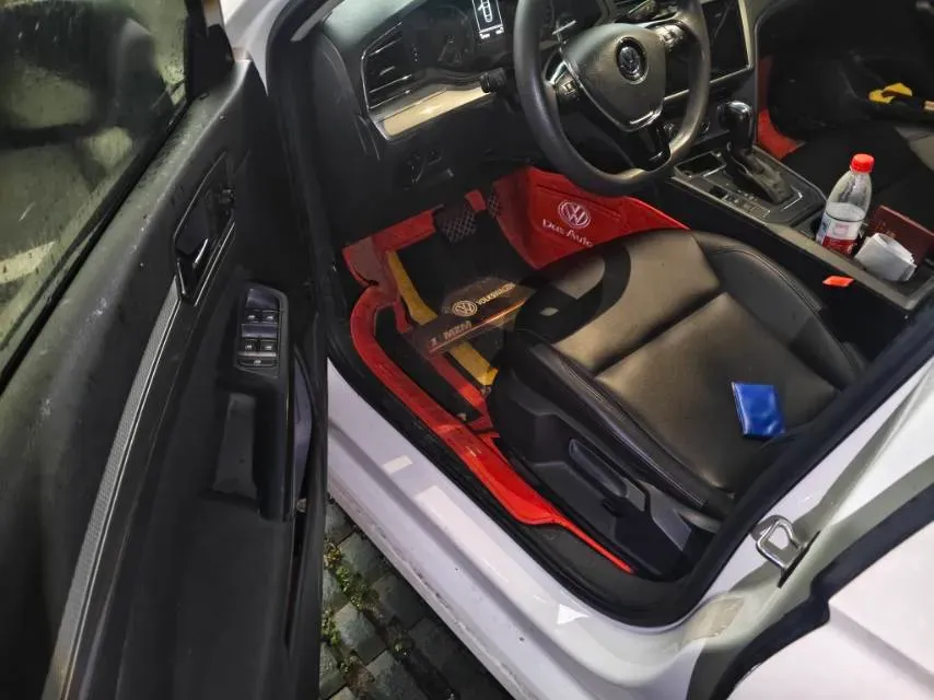 2019 Volkswagen T-Cross 1.4T 150HP L4 7DCT,autocango,china used car exporter,china ev exporter,chinese used car exporter,chinese used ev exporter