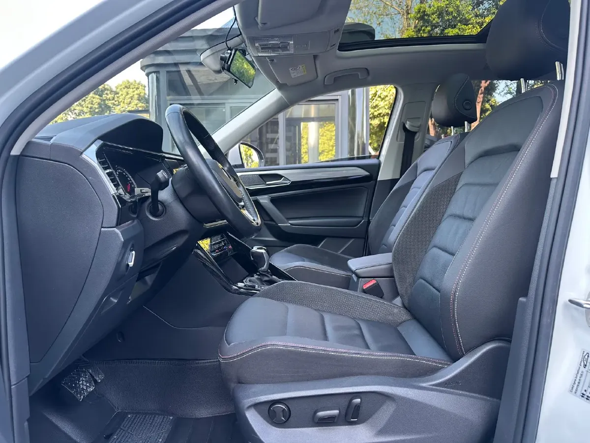 2020 Volkswagen Tayron 2.0T 186HP L4 7DCT,autocango,china used car exporter,china ev exporter,chinese used car exporter,chinese used ev exporter