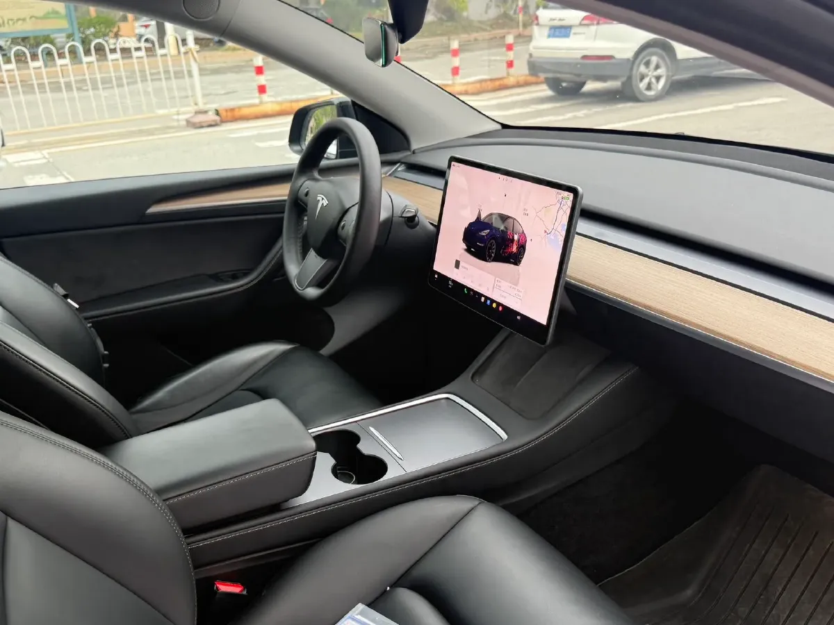 2022 Tesla Model Y BEV 60KWH,autocango,china used car exporter,china ev exporter,chinese used car exporter,chinese used ev exporter