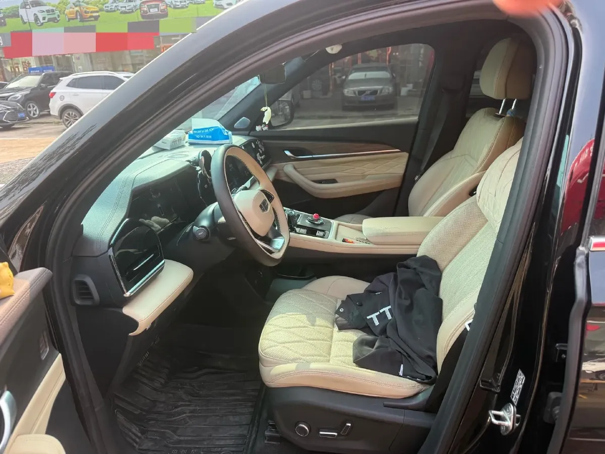 2025 Geely Monjaro 2.0T 238HP L4 8AT,autocango,china used car exporter,china ev exporter,chinese used car exporter,chinese used ev exporter