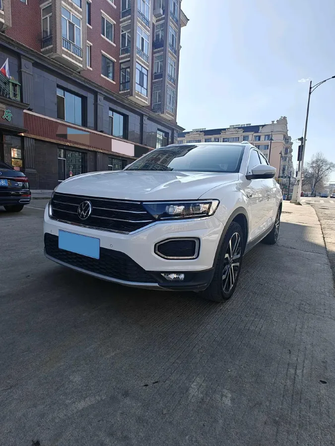 2022 Volkswagen T-Roc 1.4T 150HP L4 7DCT,autocango,china used car exporter,china ev exporter,chinese used car exporter,chinese used ev exporter