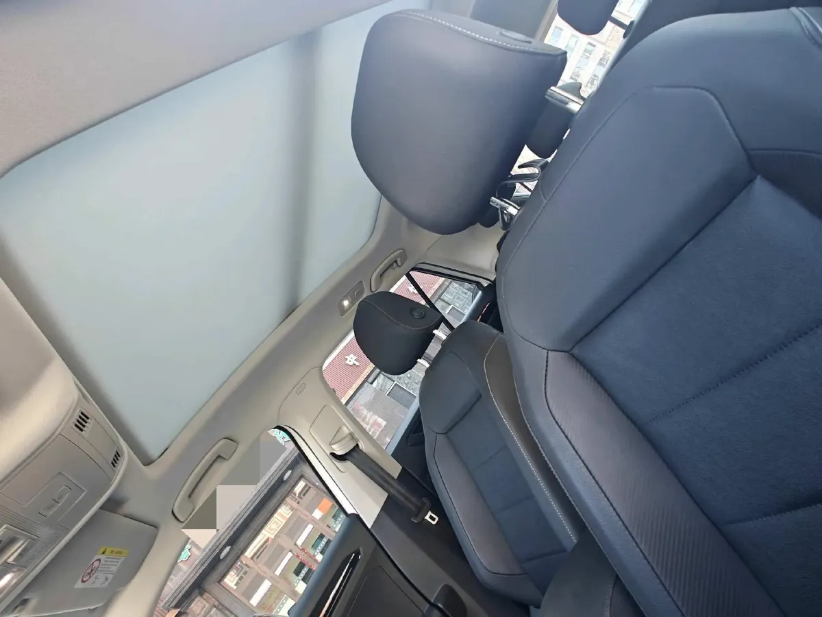 2022 Volkswagen T-Roc 1.4T 150HP L4 7DCT,autocango,china used car exporter,china ev exporter,chinese used car exporter,chinese used ev exporter