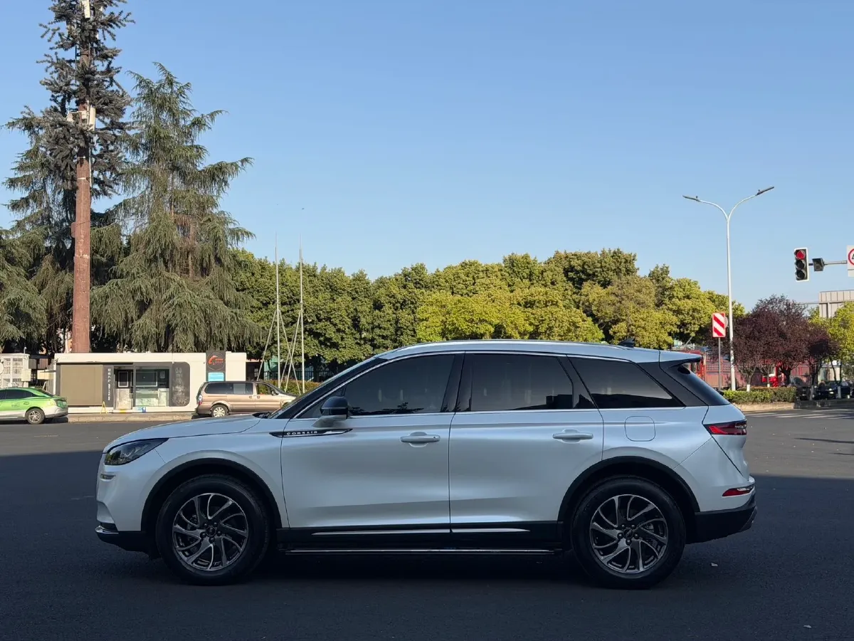 2020 Lexus CT 1.8L 99HP L4 E-CVT Hybrid,autocango,china used car exporter,china ev exporter,chinese used car exporter,chinese used ev exporter