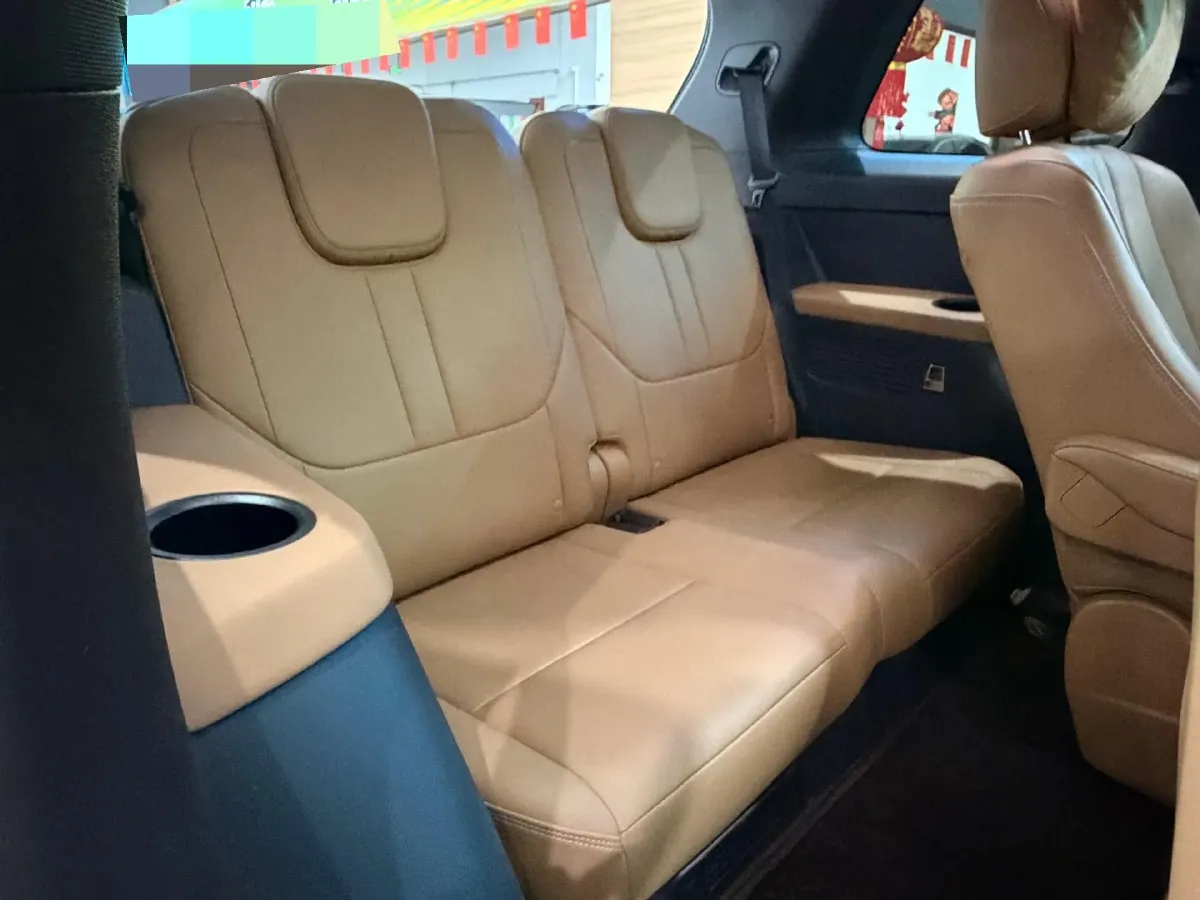 2020 Li ONE Range Extended 131HP REEV 40.5KWH,autocango,china used car exporter,china ev exporter,chinese used car exporter,chinese used ev exporter