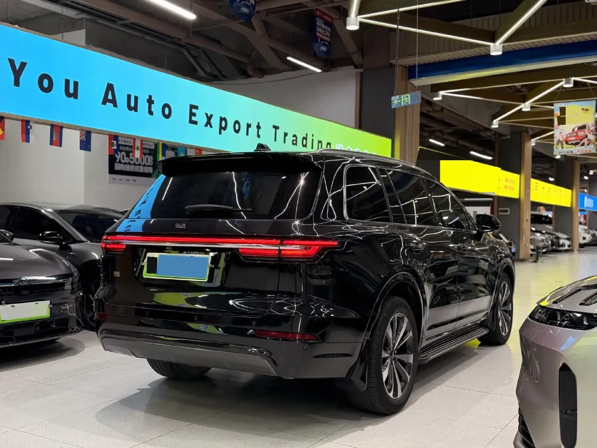 2020 Li ONE Range Extended 131HP REEV 40.5KWH,autocango,china used car exporter,china ev exporter,chinese used car exporter,chinese used ev exporter