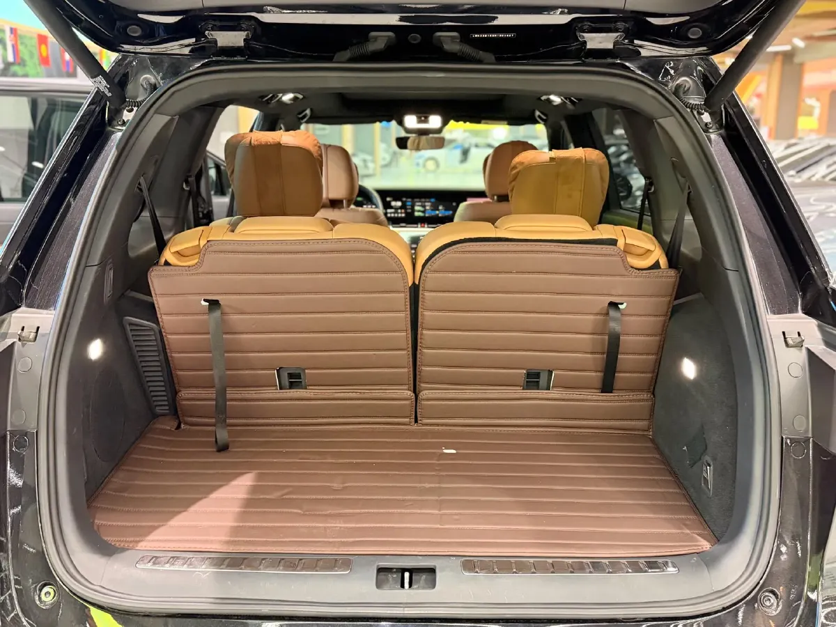 2020 Li ONE Range Extended 131HP REEV 40.5KWH,autocango,china used car exporter,china ev exporter,chinese used car exporter,chinese used ev exporter