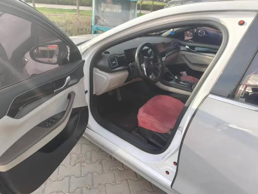 2023 BYD Qin Plus 1.5L 110HP L4 E-CVT PHEV 18.32KWH,autocango,china used car exporter,china ev exporter,chinese used car exporter,chinese used ev exporter