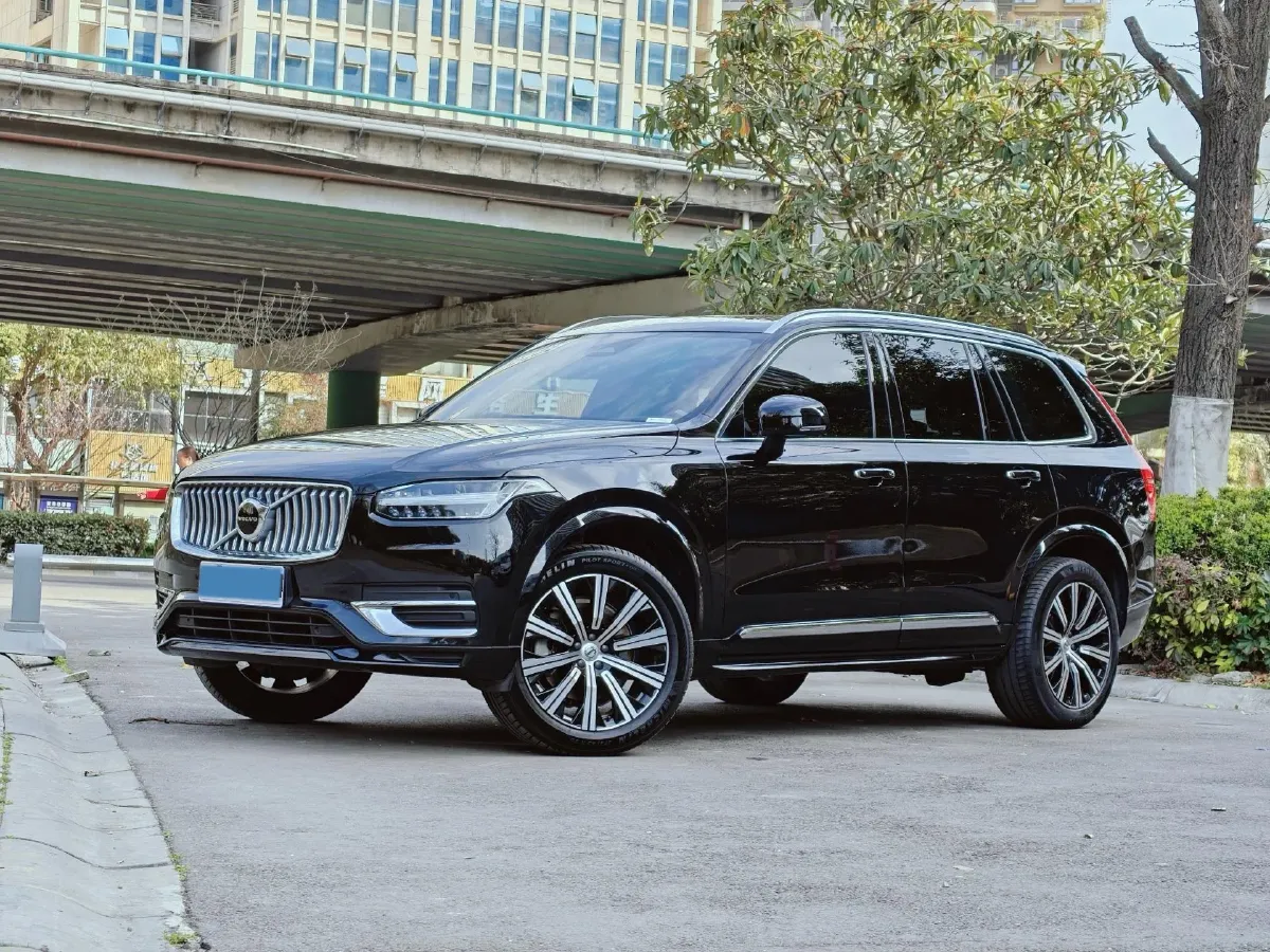 2023 Volvo XC90 2.0T 299HP L4 8AT,autocango,china used car exporter,china ev exporter,chinese used car exporter,chinese used ev exporter