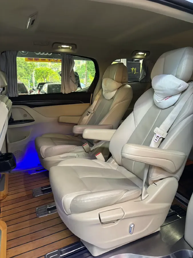 2022 Buick GL8 2.0T 237HP L4 9AT,autocango,china used car exporter,china ev exporter,chinese used car exporter,chinese used ev exporter