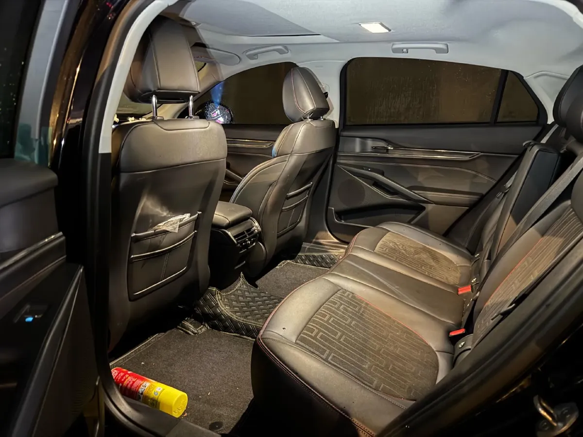 2022 Ford Mondeo 2.0T 238HP L4 8AT,autocango,china used car exporter,china ev exporter,chinese used car exporter,chinese used ev exporter