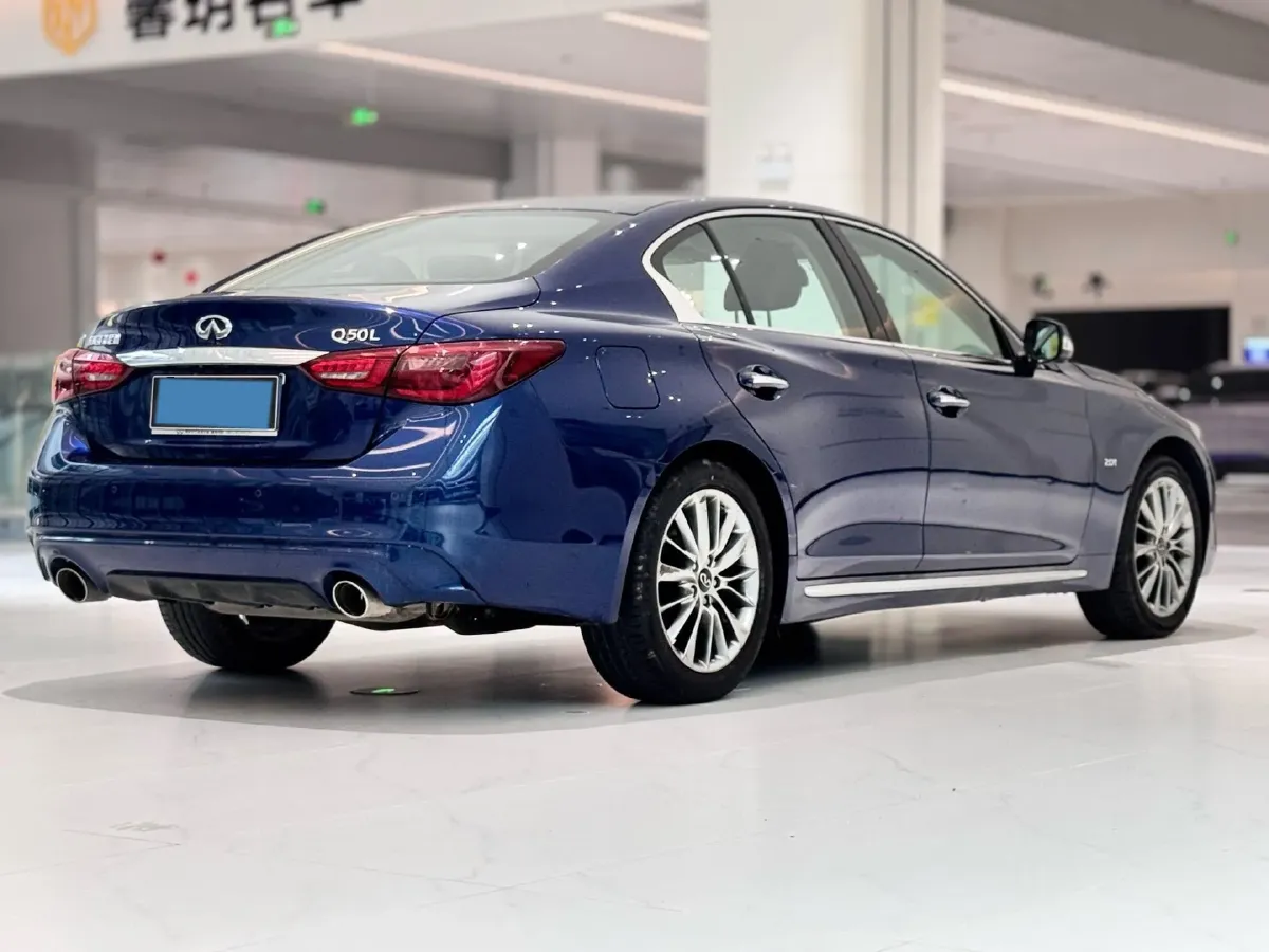 2021 Infiniti Q50L 2.0T 211HP L4 7AT,autocango,china used car exporter,china ev exporter,chinese used car exporter,chinese used ev exporter