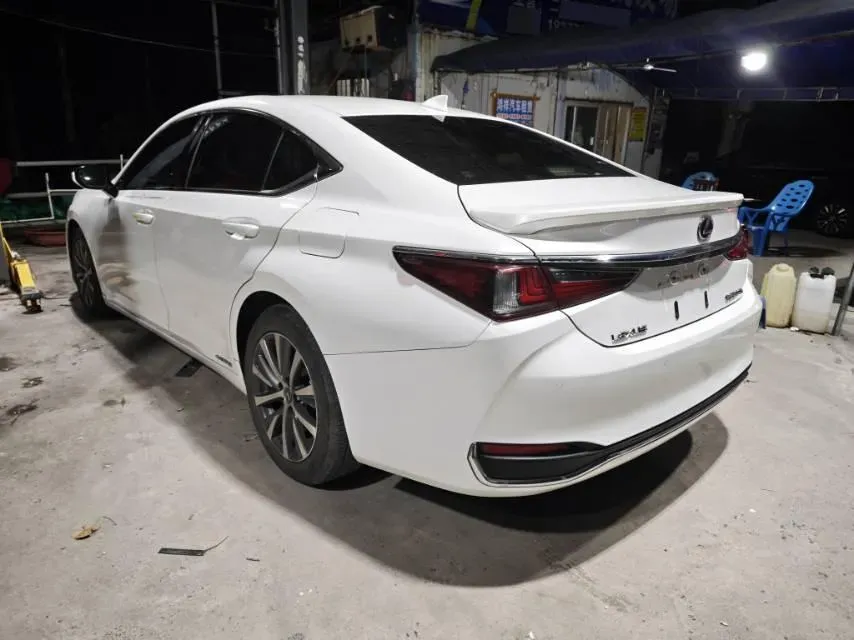 2018 Lexus ES 2.5L 178HP L4 E-CVT Hybrid,autocango,china used car exporter,china ev exporter,chinese used car exporter,chinese used ev exporter