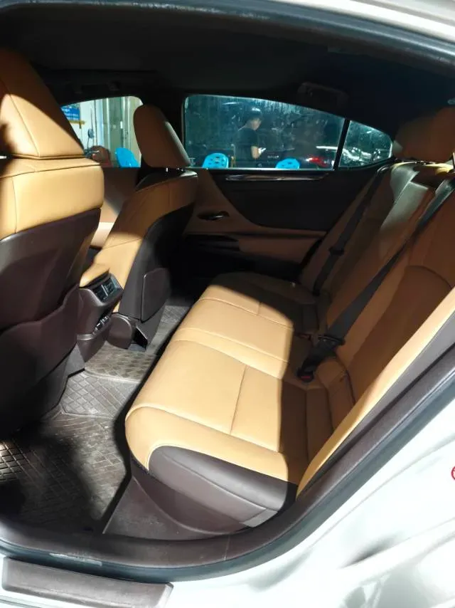2018 Lexus ES 2.5L 178HP L4 E-CVT Hybrid,autocango,china used car exporter,china ev exporter,chinese used car exporter,chinese used ev exporter