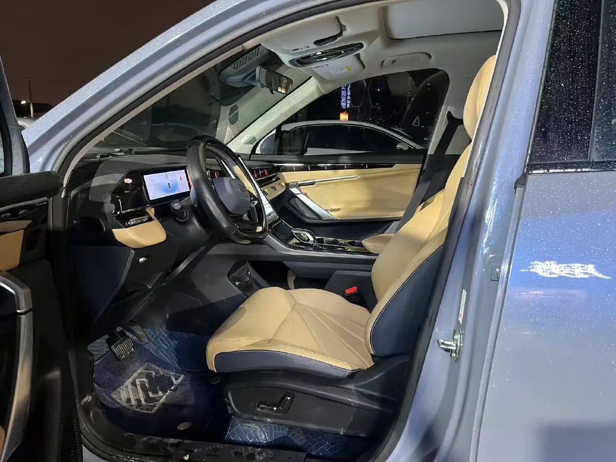 2023 Geely StarRay 1.5T 181HP L4 7DCT,autocango,china used car exporter,china ev exporter,chinese used car exporter,chinese used ev exporter