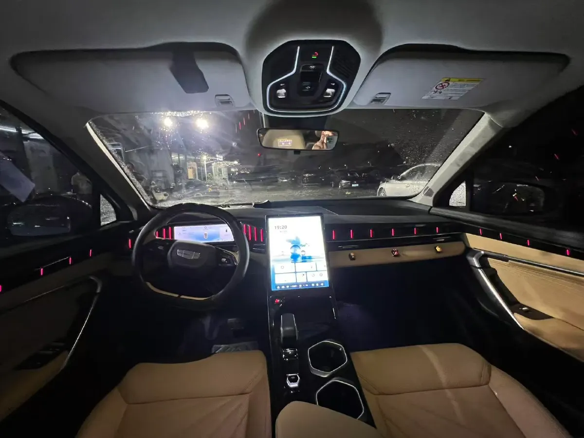 2023 Geely StarRay 1.5T 181HP L4 7DCT,autocango,china used car exporter,china ev exporter,chinese used car exporter,chinese used ev exporter