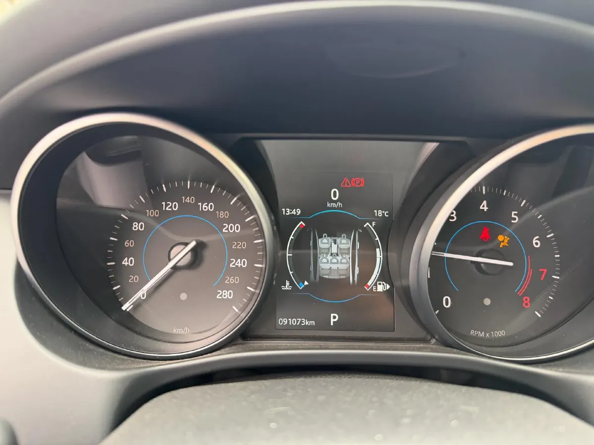 2019 HongQi H7 2.0T 204HP L4 6AT,autocango,china used car exporter,china ev exporter,chinese used car exporter,chinese used ev exporter