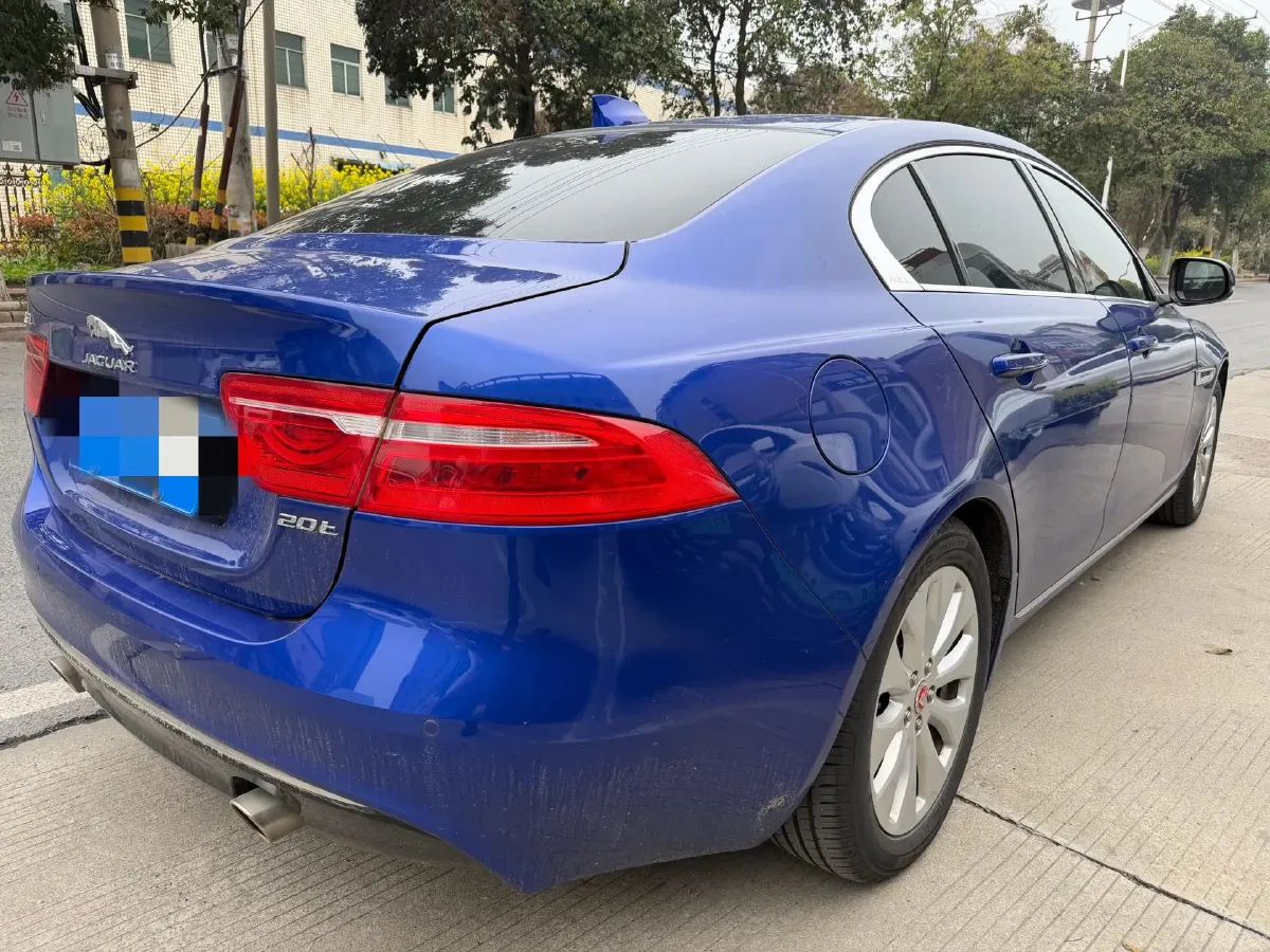 2019 HongQi H7 2.0T 204HP L4 6AT,autocango,china used car exporter,china ev exporter,chinese used car exporter,chinese used ev exporter