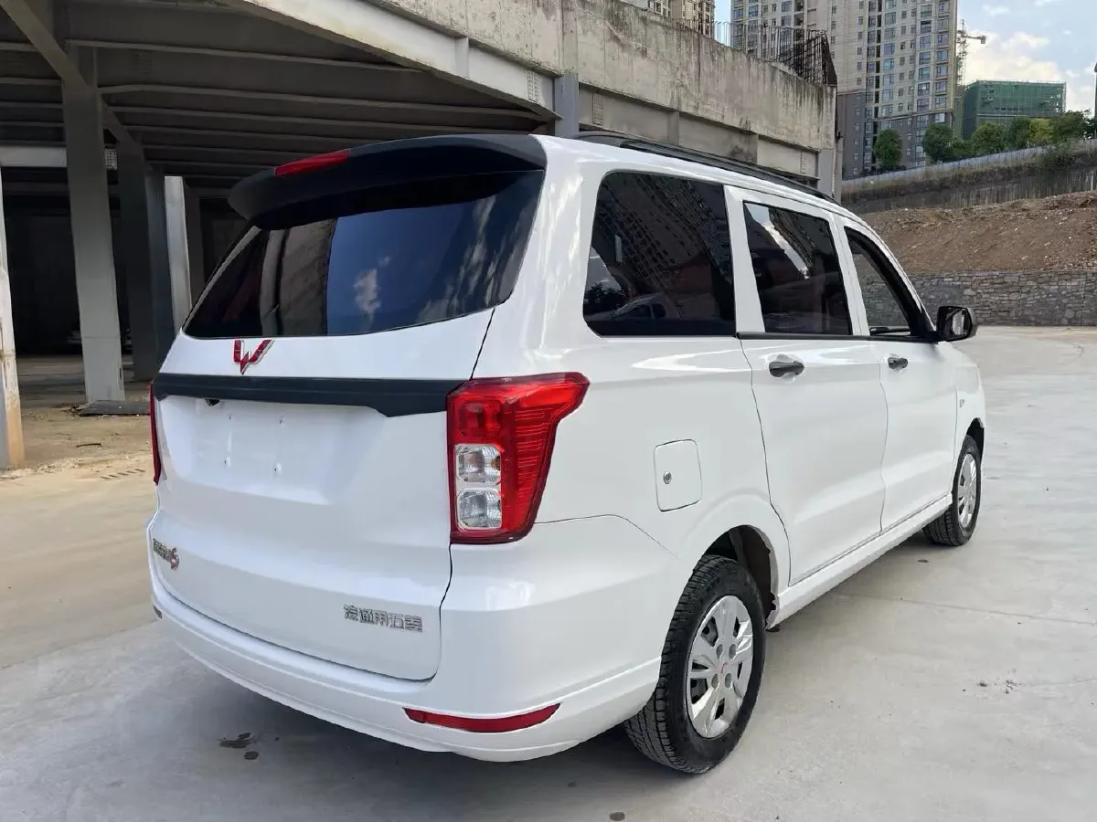 2019 WuLing HongGuang 1.5L 99HP L4 6MT,autocango,china used car exporter,china ev exporter,chinese used car exporter,chinese used ev exporter