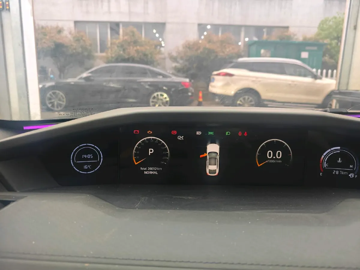 2024 ChangAn UNI-V 1.5T 188HP L4 7DCT,autocango,china used car exporter,china ev exporter,chinese used car exporter,chinese used ev exporter