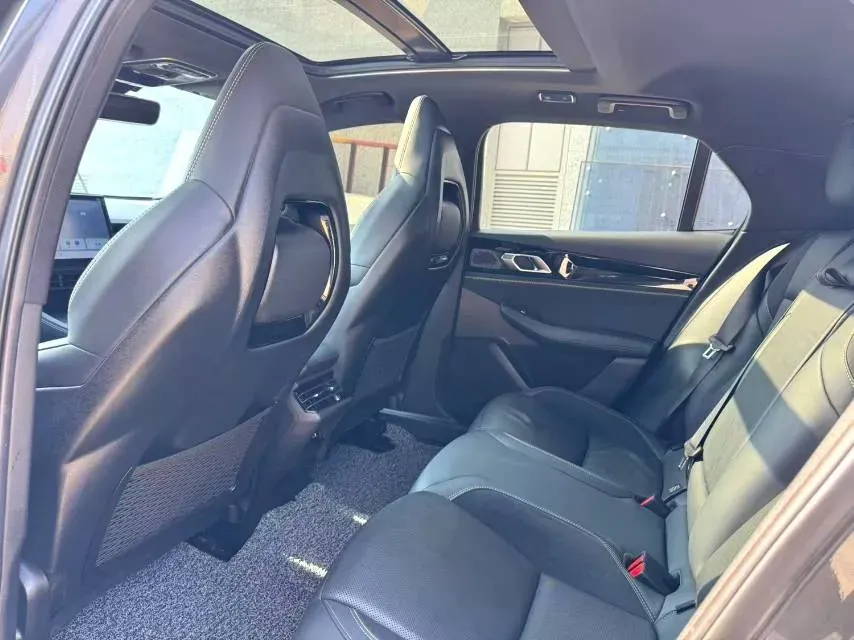 2023 MAXUS G50 1.5T 181HP L4 7DCT,autocango,china used car exporter,china ev exporter,chinese used car exporter,chinese used ev exporter