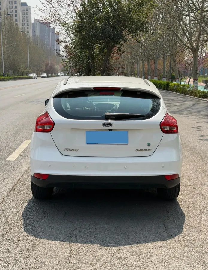 2018 Ford Focus 1.6L 125HP L4 6DCT,autocango,china used car exporter,china ev exporter,chinese used car exporter,chinese used ev exporter