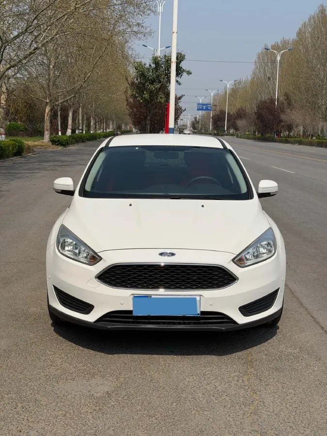2018 Ford Focus 1.6L 125HP L4 6DCT,autocango,china used car exporter,china ev exporter,chinese used car exporter,chinese used ev exporter