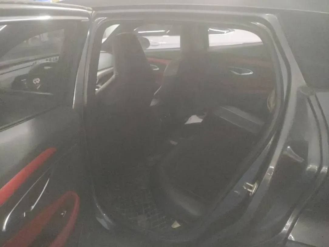 2020 ChangAn UNI-T 1.5T 180HP L4 7DCT,autocango,china used car exporter,china ev exporter,chinese used car exporter,chinese used ev exporter