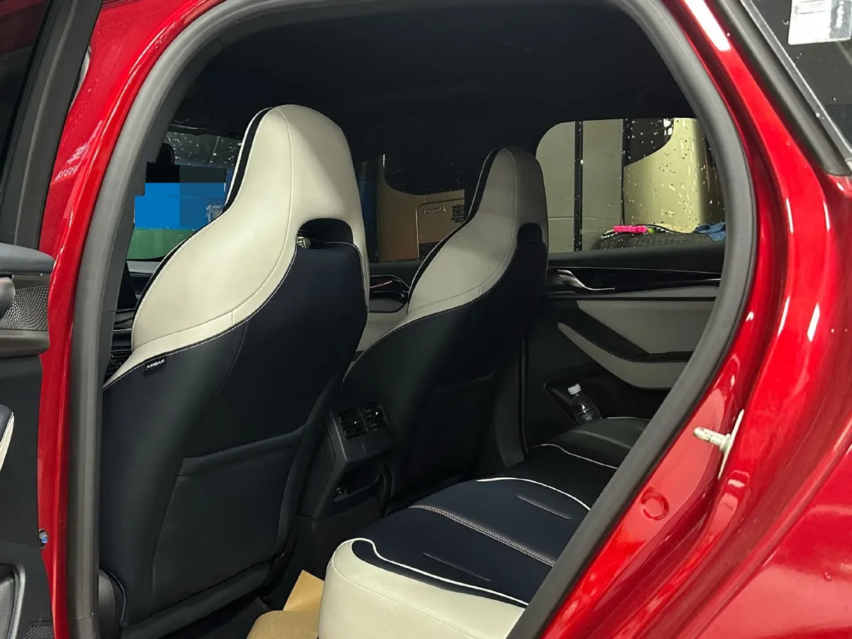 2021 Haval F7 1.5T 169HP L4 7DCT,autocango,china used car exporter,china ev exporter,chinese used car exporter,chinese used ev exporter