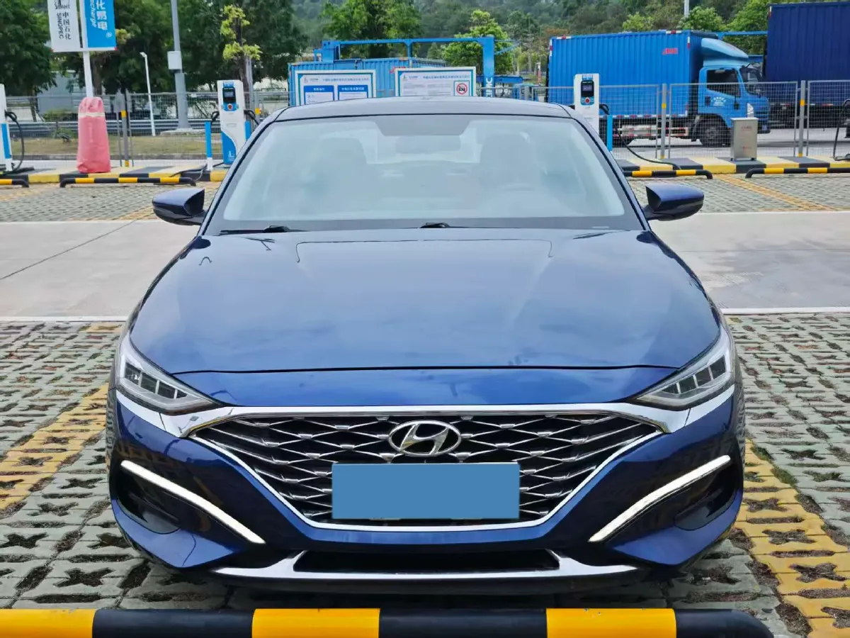 2019 Hyundai La Festa 1.6T 190HP L4 7DCT,autocango,china used car exporter,china ev exporter,chinese used car exporter,chinese used ev exporter