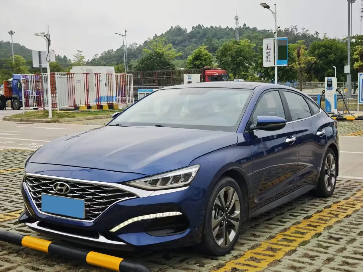 2019 Hyundai La Festa 1.6T 190HP L4 7DCT,autocango,china used car exporter,china ev exporter,chinese used car exporter,chinese used ev exporter