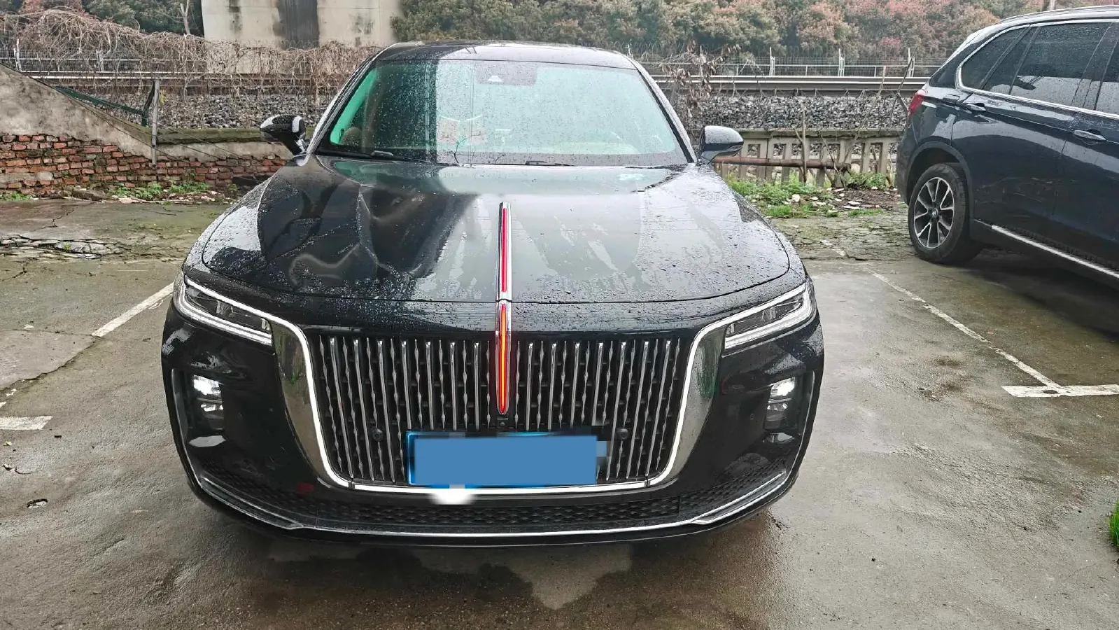 2023 HongQi H9 2.0T 252HP L4 7DCT,autocango,china used car exporter,china ev exporter,chinese used car exporter,chinese used ev exporter